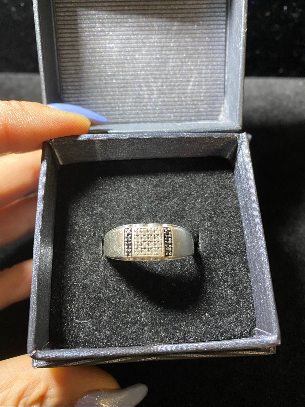 Estate Peoples Black and White Enhanced Diamond Men Unisex Ring Wedding Gift